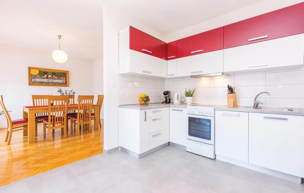 Big White Apartment Novi Vinodolski Εξωτερικό φωτογραφία