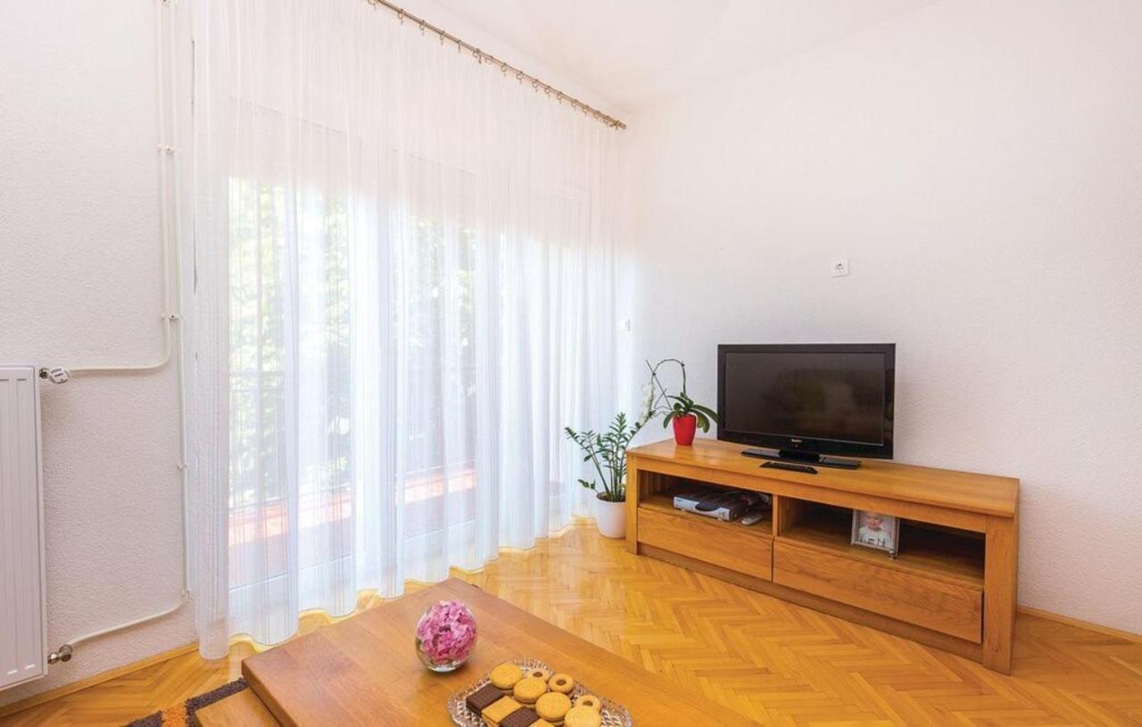 Big White Apartment Novi Vinodolski Εξωτερικό φωτογραφία