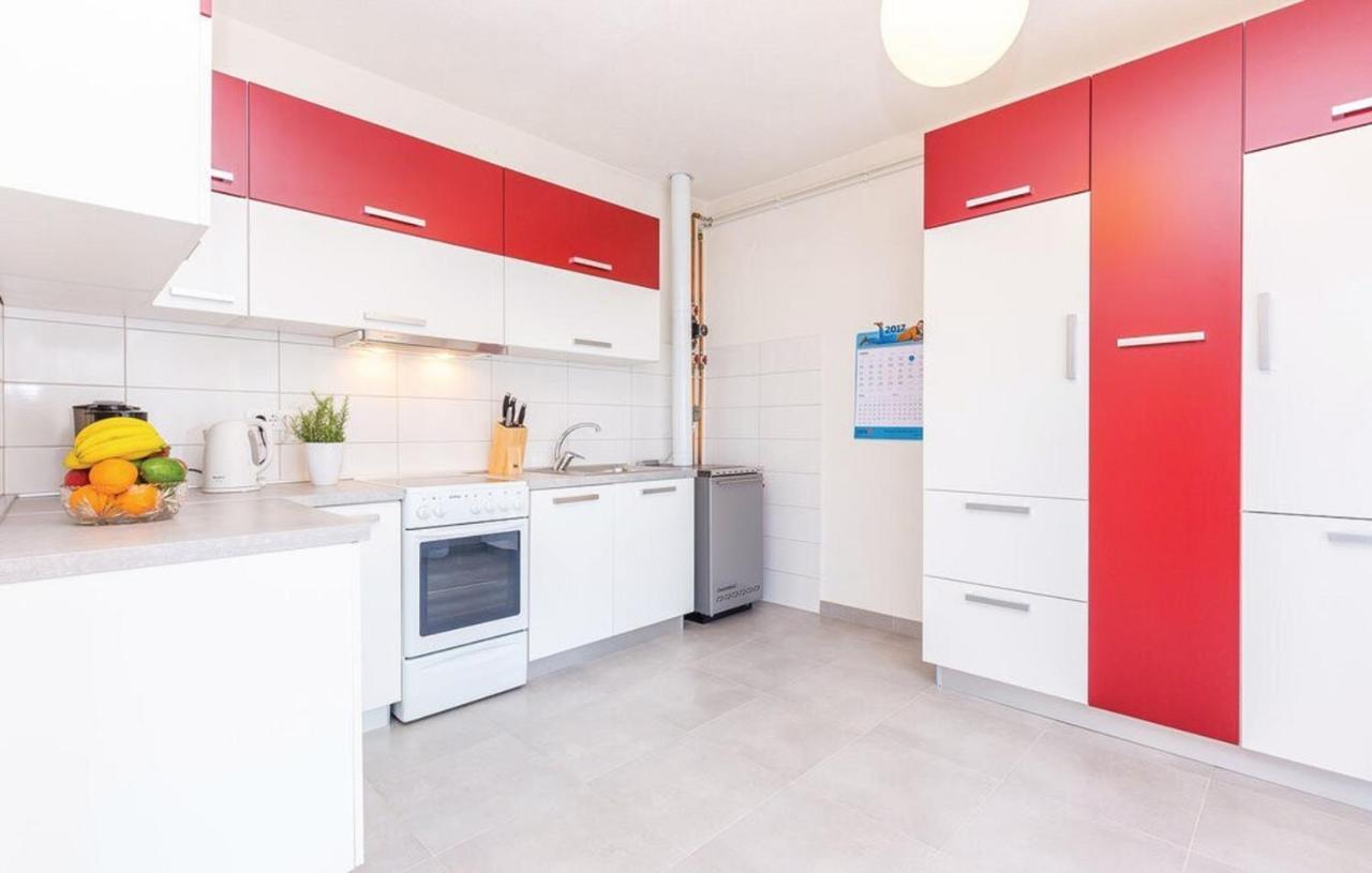 Big White Apartment Novi Vinodolski Εξωτερικό φωτογραφία