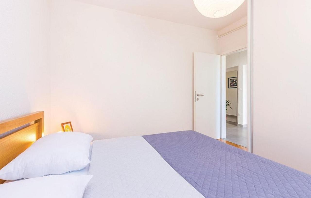 Big White Apartment Novi Vinodolski Εξωτερικό φωτογραφία