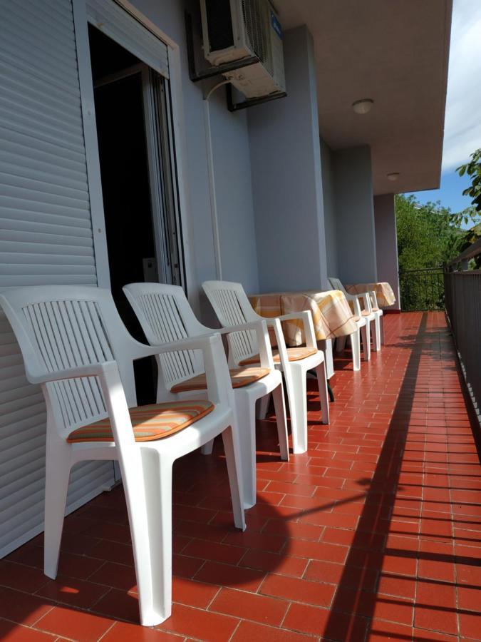 Big White Apartment Novi Vinodolski Εξωτερικό φωτογραφία